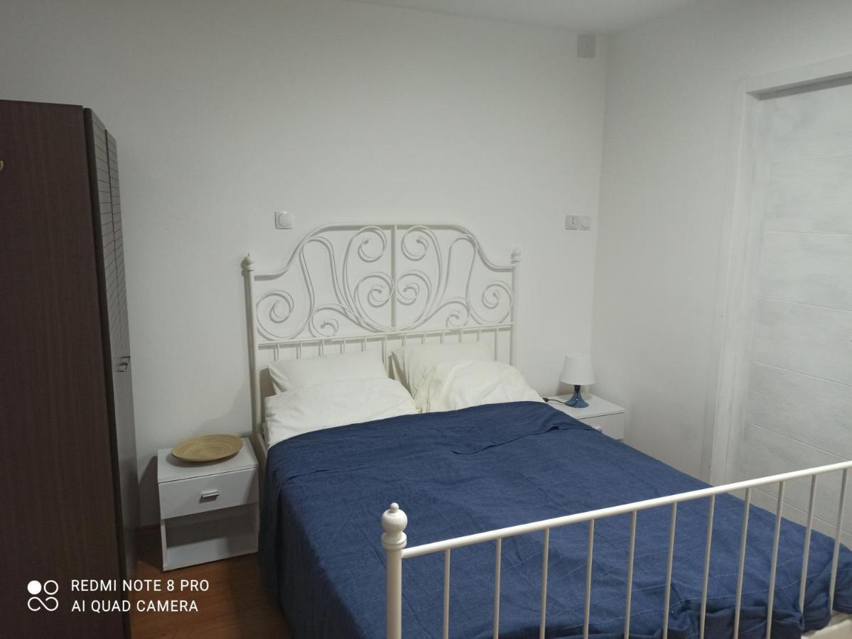 Apartmani Lina Рибарска баня Екстериор снимка